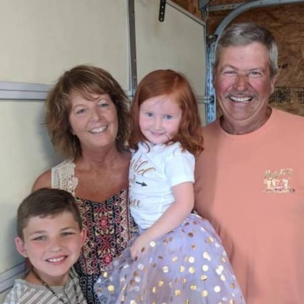 Meet your Posher, Pam